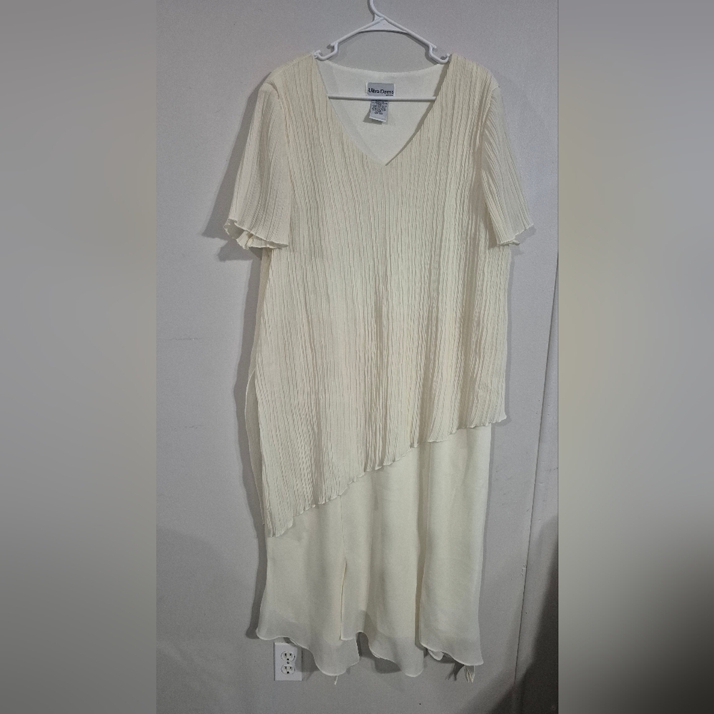 ULTRA DRESS NEW YORK Cream Asymmetrical Dress Size 18W